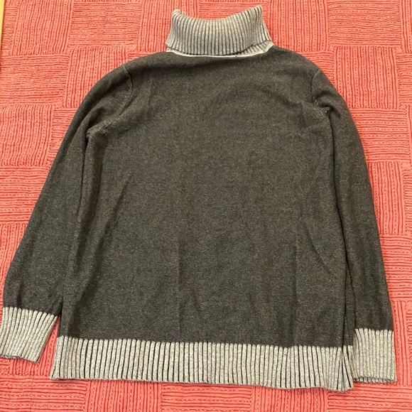 Tribal reversible Gray Geometric Turtleneck Sweater - Picture 11 of 13